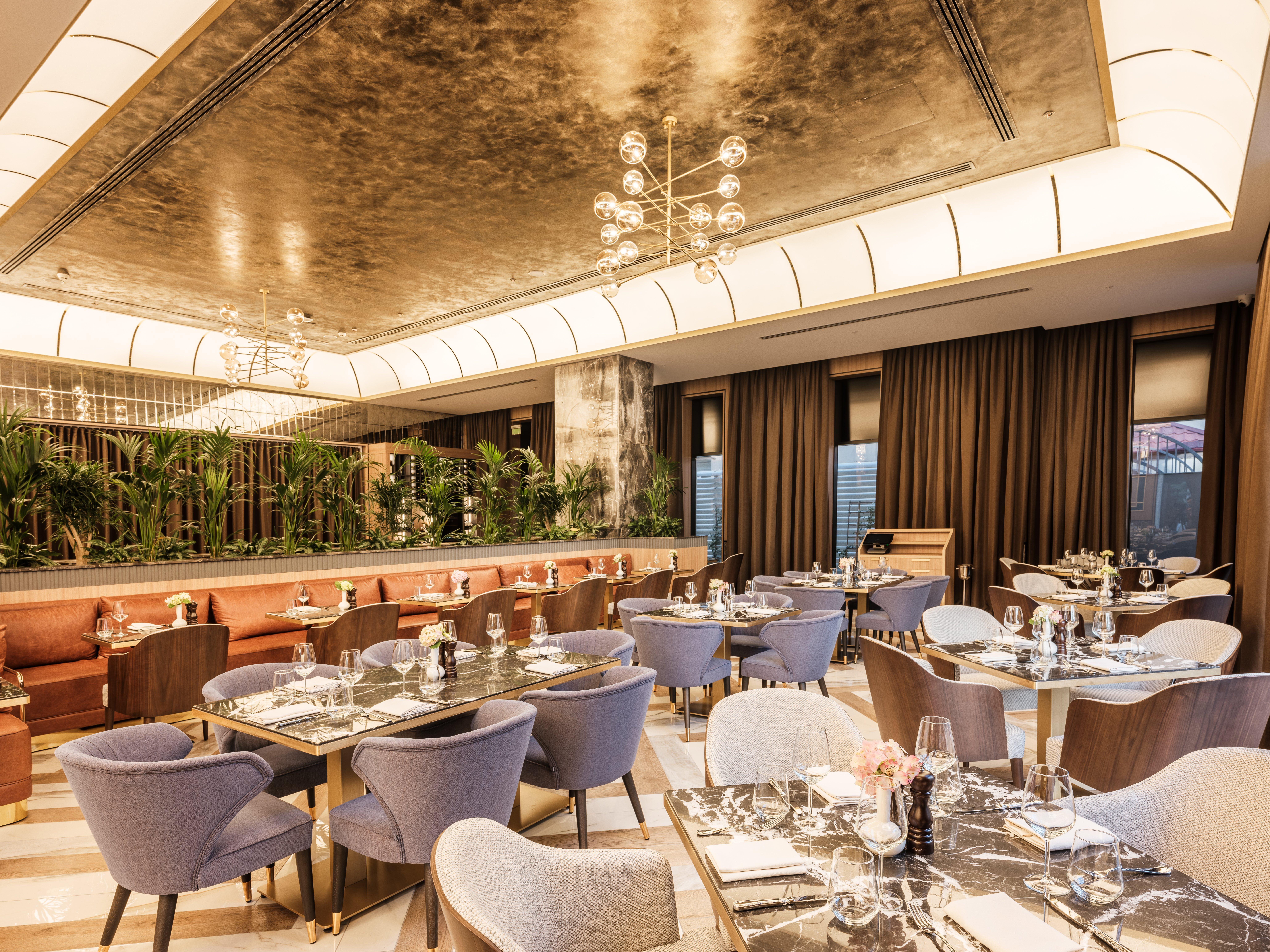 InterContinental Baku, an IHG Hotel Bagian luar foto The interior of the restaurant
