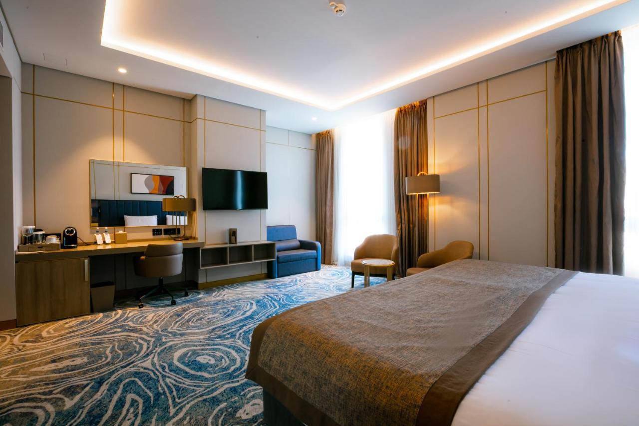 InterContinental Baku, an IHG Hotel Bagian luar foto