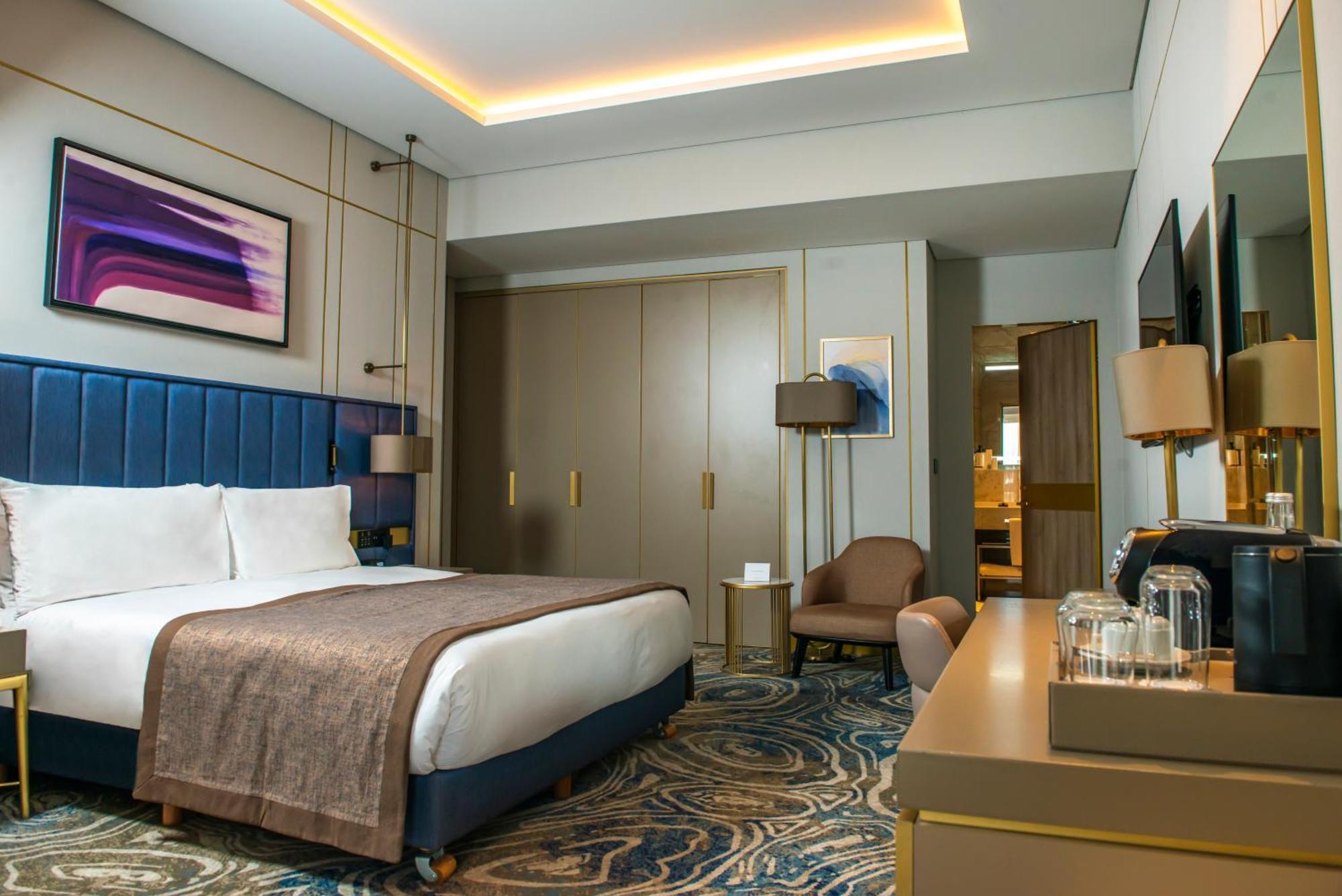 InterContinental Baku, an IHG Hotel Bagian luar foto Deluxe room